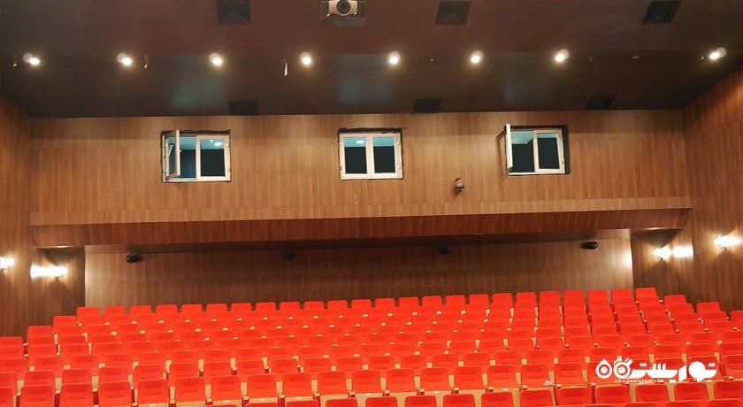 سالن تئاتر دولتی وان -  شهر وان