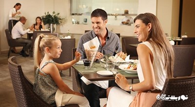 سوشال کافه هتل کازموپلیتن دبی