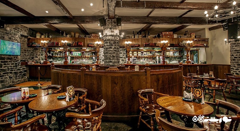 نمایی از نل گوئین انگلیش بار