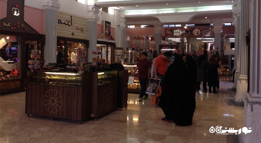  مرکز خرید مروارید شهر هرمزگان استان کیش