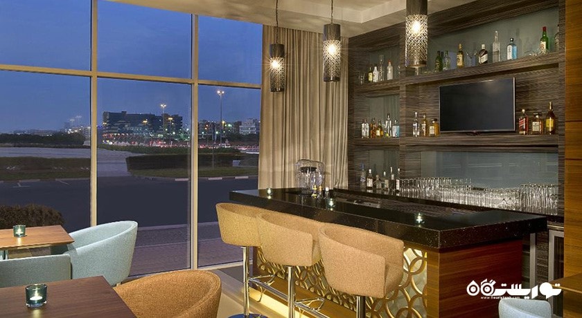 گاردن بار هتل هیلتون گاردن این دبی المینا