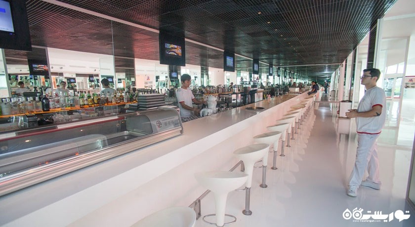 نمایی از لانج بار هتل سو