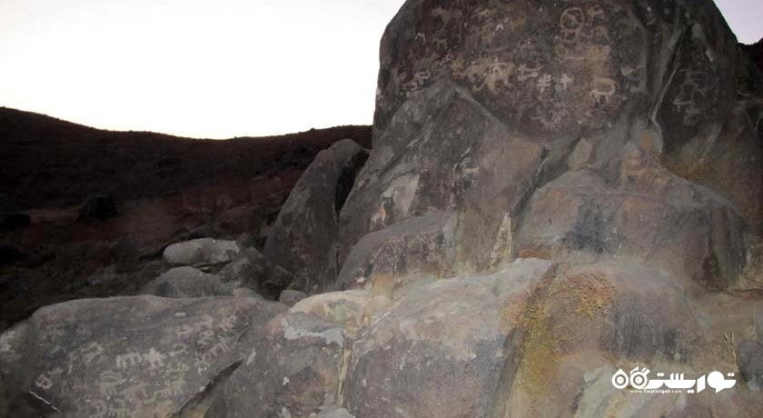 پارک سنگی کمر مقبولا -  شهر طرقبه