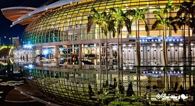 مرکز خرید شاپس در مارینا بی سندز شهر سنگاپور کشور سنگاپور
