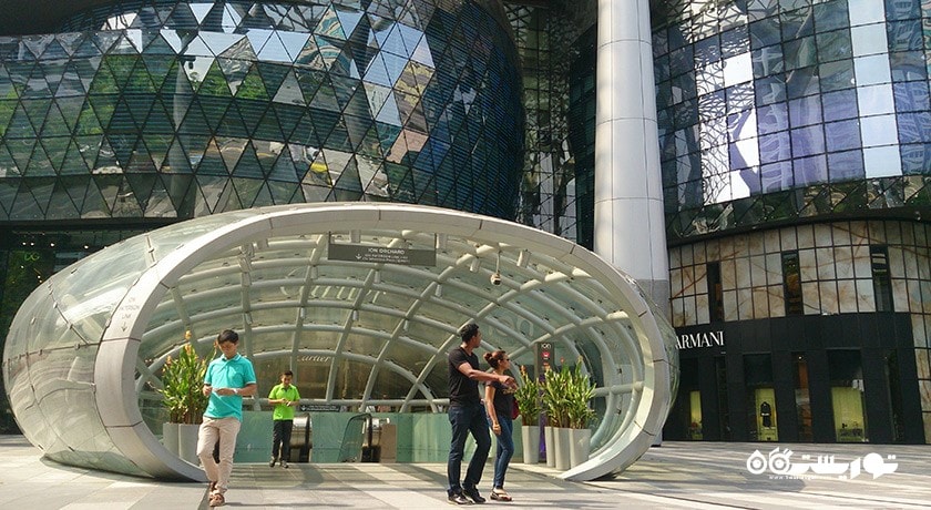 مرکز خرید مرکز خرید ایون اورچارد شهر سنگاپور کشور سنگاپور