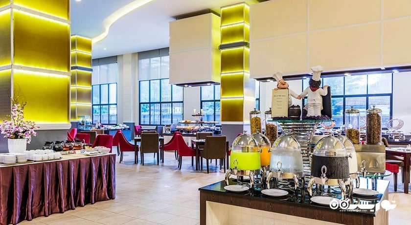 بوفه سلف سرویس رستوران رویال کیچن