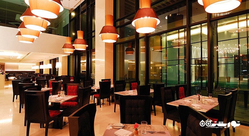 رستوران دسین هتل زین