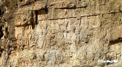 سنگ نگاره پیروزی اردشیر بابکان (نقش برجسته فیروزآباد) -  شهر فارس