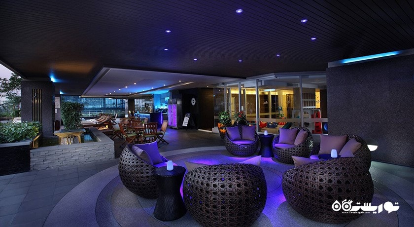 پول بار هتل ستورن ویستا بانکوک