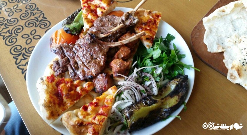 رستوران رستوران سلطانیار کباپچیسی شهر آنتالیا 