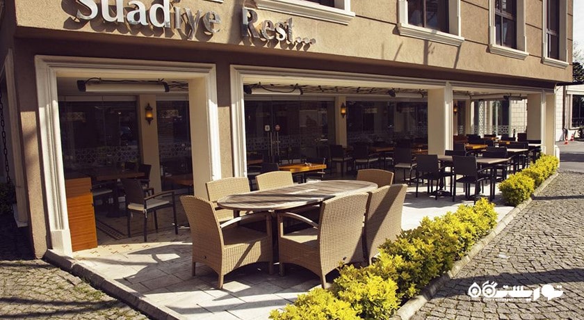 محوطه فضای باز رستوران هتل