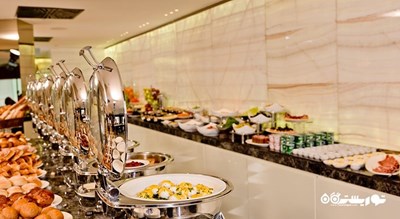 بوفه سلف سرویس صبحانه در هتل