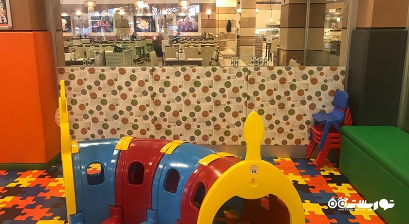 مرکز خرید مرکز خرید اوزدیلک شهر ترکیه کشور ازمیر