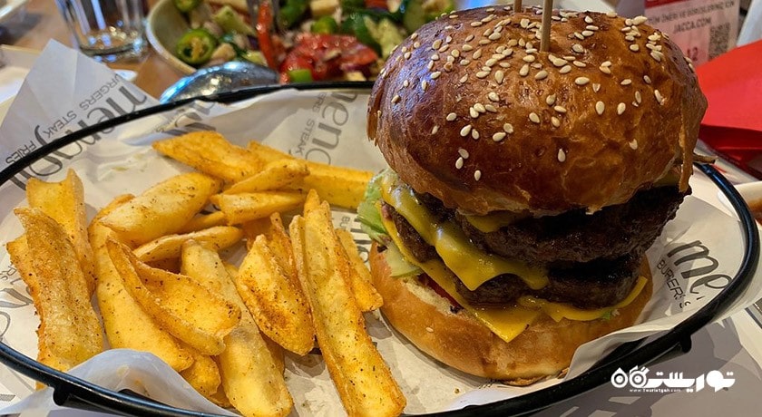 رستوران منگولی برگرز -  شهر ازمیر