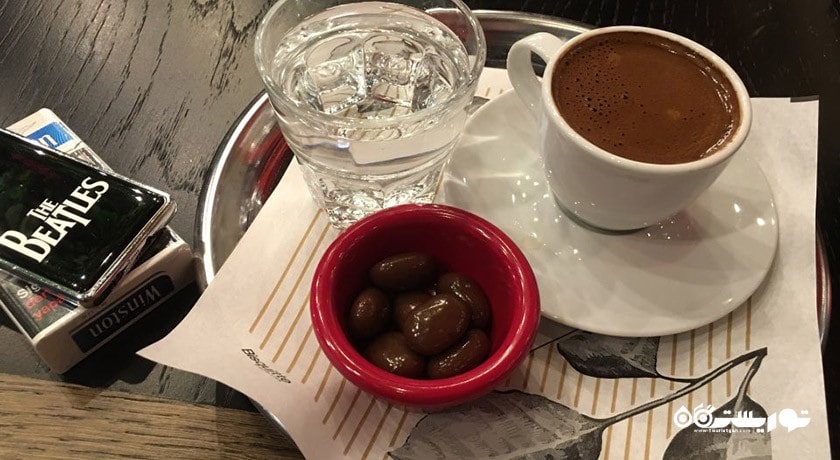 کافه بیسکوییت -  شهر ازمیر