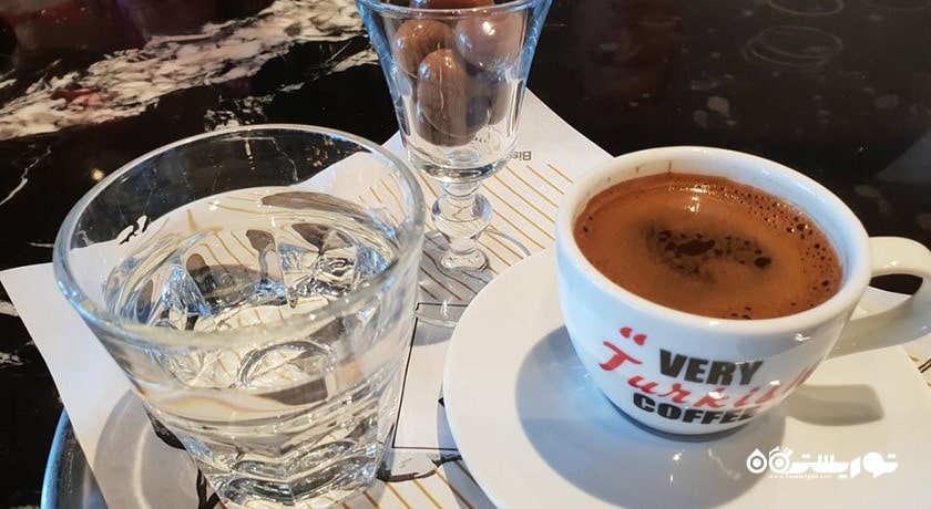 کافه بیسکوییت -  شهر ازمیر