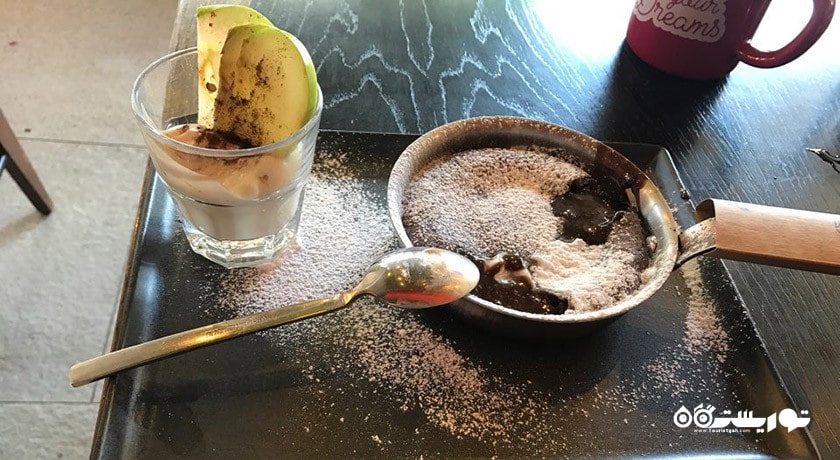 کافه بیسکوییت -  شهر ازمیر