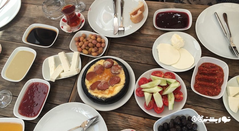 رستوران رستوران کیناجیزاده کوناعی شهر آنکارا 