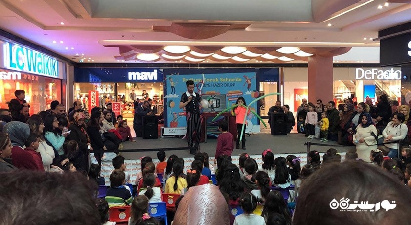 مرکز خرید مرکز خرید پودیوم شهر ترکیه کشور آنکارا