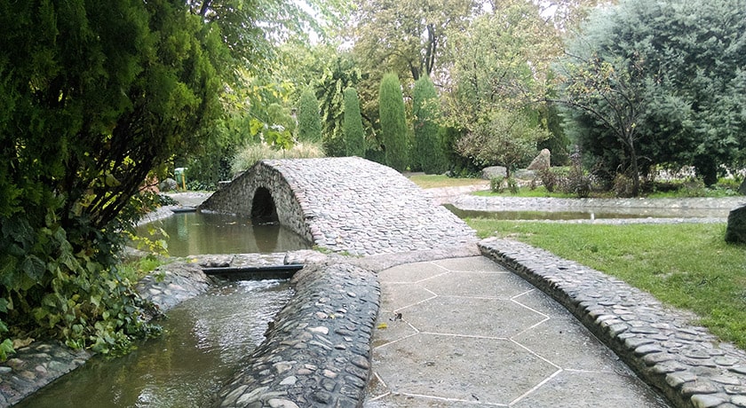  پارک لاله شهر تهران استان تهران