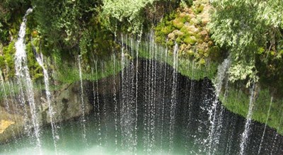  آبشار آب ملخ شهرستان اصفهان استان اصفهان