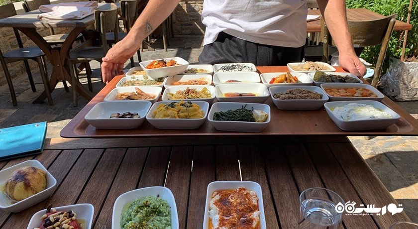 رستوران رستوران ایکی صاندال شهر بدروم 