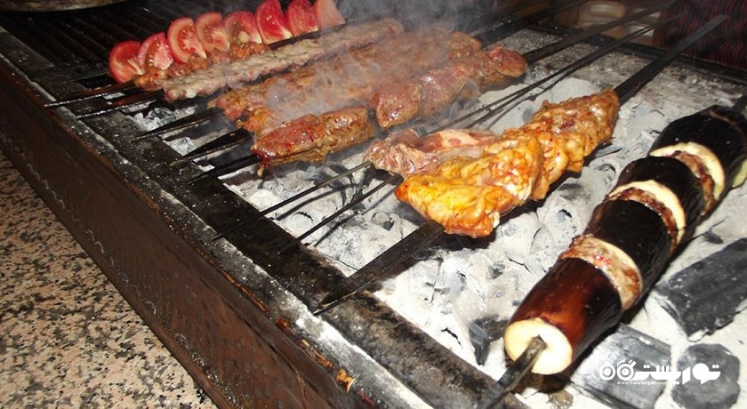 رستوران رستوران اتانتیک اجاکباشی شهر بدروم 