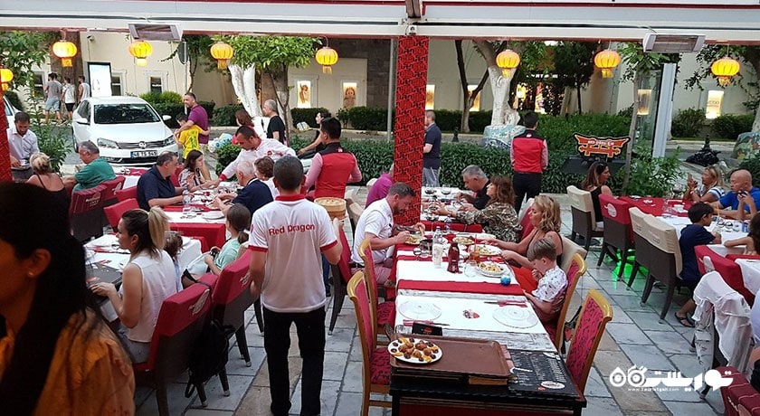 رستوران رستوران اژدهای قرمز شهر بدروم 