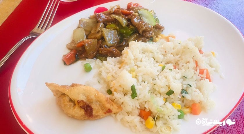 رستوران رستوران اژدهای قرمز شهر بدروم 