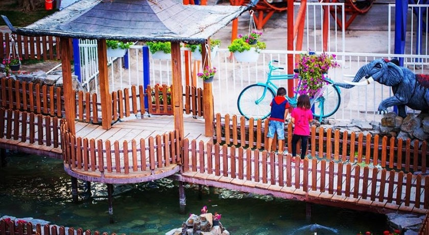  شهربازی ناژوان شهر اصفهان استان اصفهان