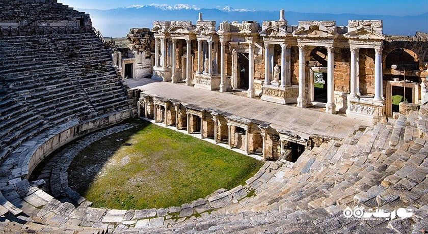 سرگرمی سفر روزانه از بدروم به پاموکاله و هیراپولیس شهر ترکیه کشور بدروم