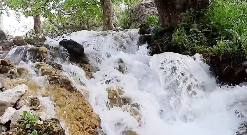  آبشار طرزه شهرستان اصفهان استان فریدون شهر