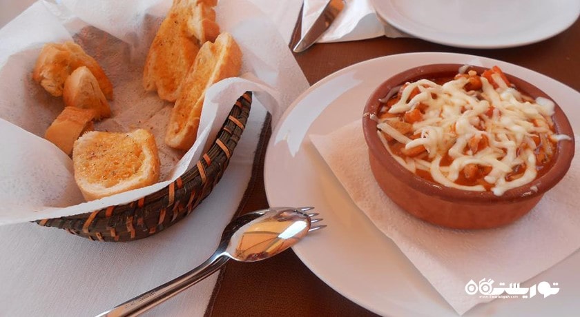 رستوران کافه رستوران فلینی شهر مارماریس 