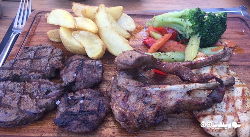 رستوران کافه رستوران آکواریوم شهر مارماریس 