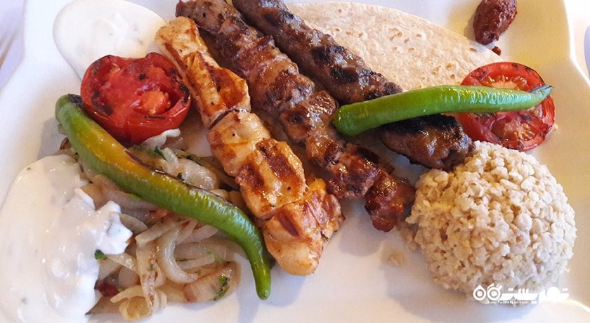 رستوران رستوران آناناس شهر مارماریس 