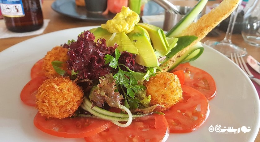 کافه رستوران پوکا بیچ -  شهر مارماریس