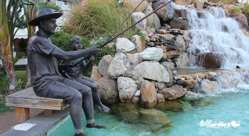 میدان جوانان نوزدهم ماه مه و فواره های رقص آب -  شهر مارماریس