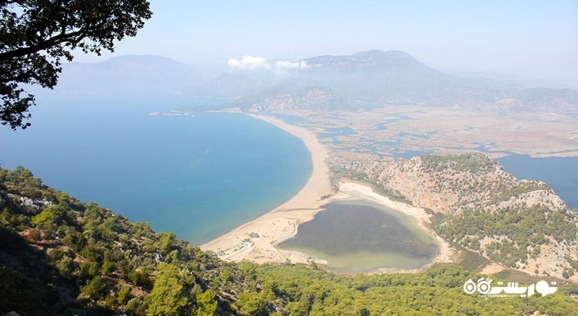 سرگرمی ساحل ایزتوزو (ساحل لاکپشت) شهر ترکیه کشور مارماریس