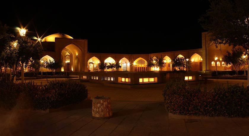  کاروانسرای مورچه خورت (کاروانسرای مادر شاه عباسی)  شهرستان اصفهان استان اصفهان