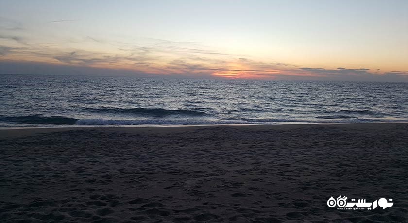 سرگرمی ساحل کلئوپاترا شهر ترکیه کشور آلانیا