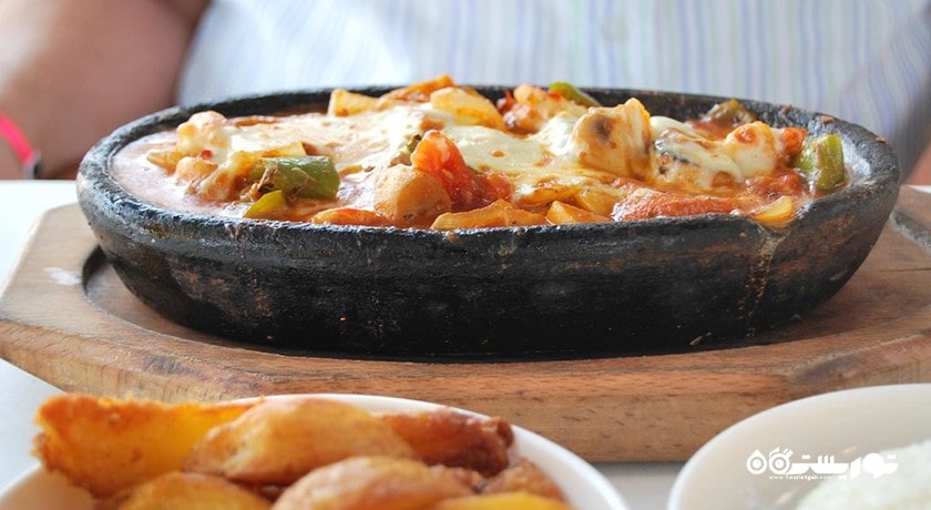 رستوران رستوران ماهپری شهر آلانیا 