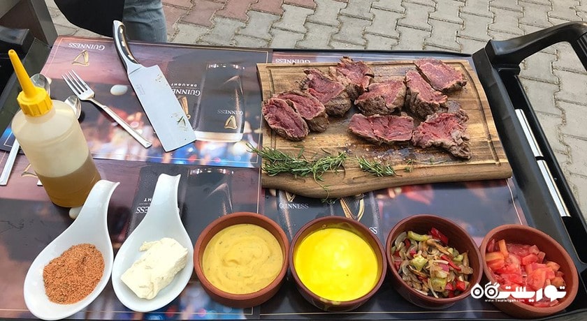 رستوران رستوران بای ام اچ فود اند درینکس شهر آلانیا 