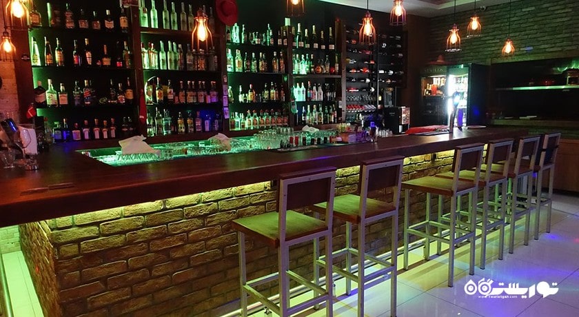 رستوران بای ام اچ فود اند درینکس -  شهر آلانیا