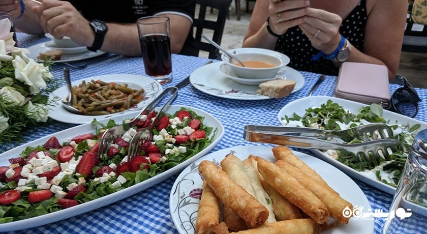 رستوران رستوران اولد هاوس شهر آلانیا 