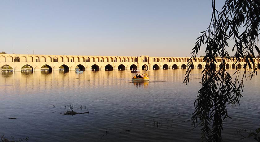  سی و سه پل شهرستان اصفهان استان اصفهان