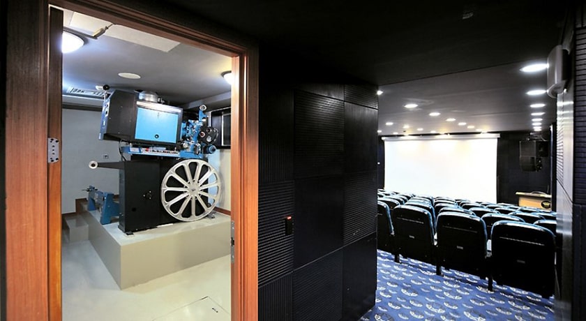  سینمای برج میلاد -  شهر تهران