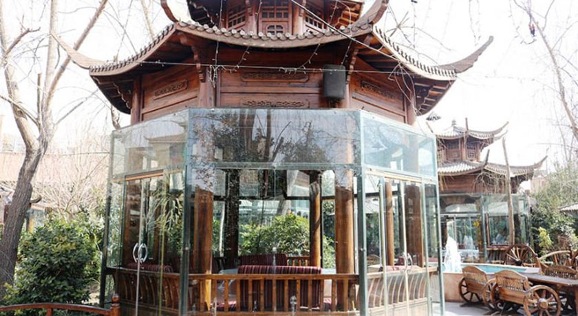 رستوران باغ رستوران شب نشین شهر اصفهان 