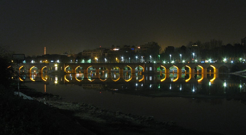  پل چوبی اصفهان شهرستان اصفهان استان اصفهان