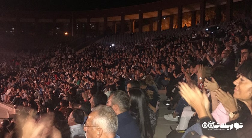 سرگرمی سالن تئاتر روباز آلانیا شهر ترکیه کشور آلانیا