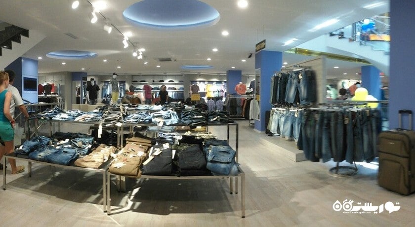 مرکز خرید مارکامیکس اوت لت شهر ترکیه کشور آلانیا